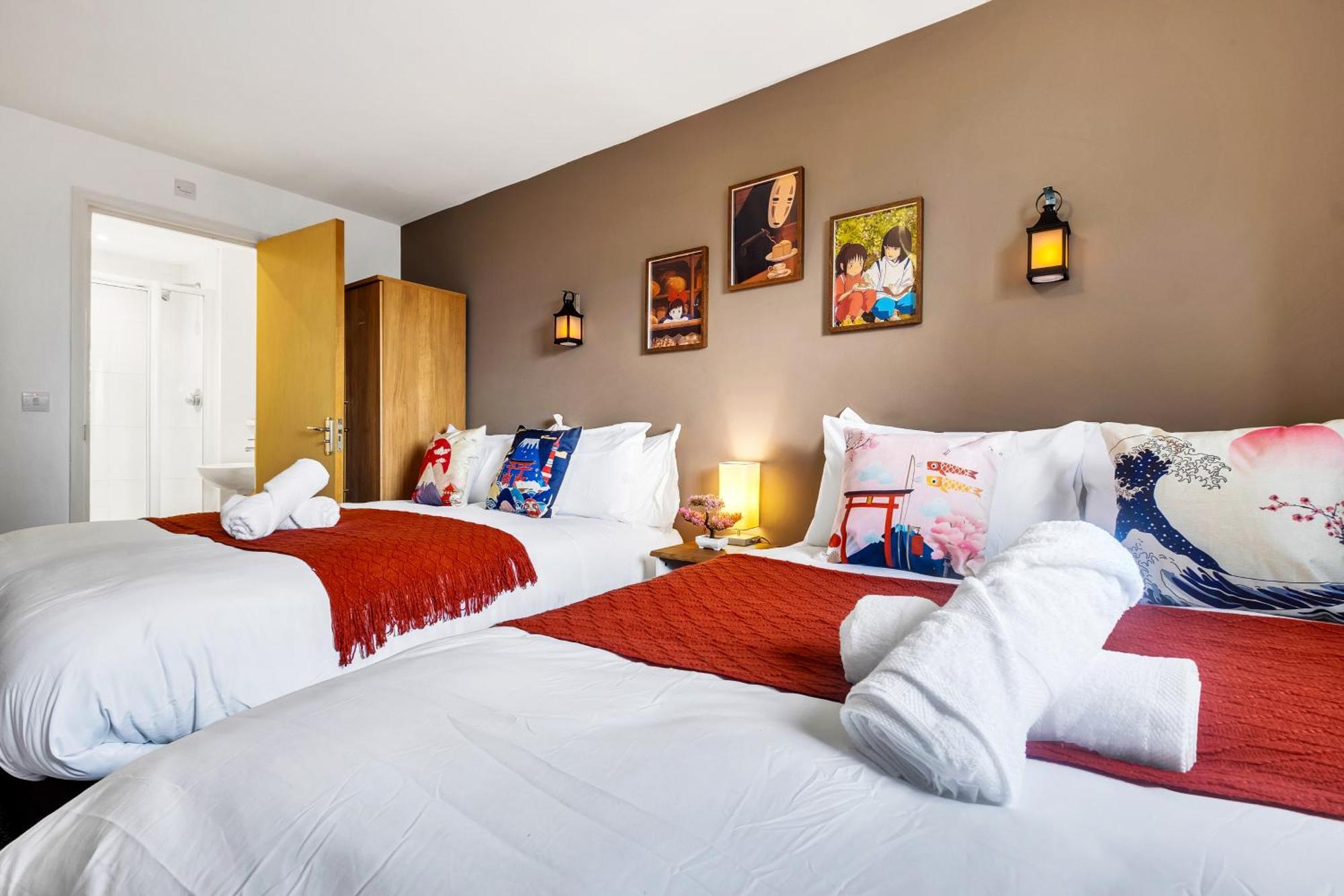 Anime Suite - Central And Free Parking With Netflix Бирмингем Экстерьер фото